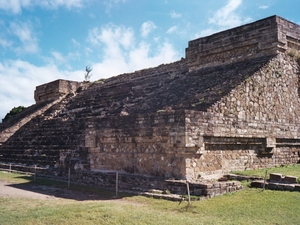 Monte Alban : Pyramide