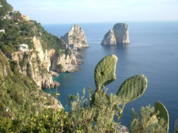 Capri Les Faraglioni