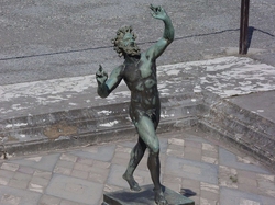 Pompe : Faune dansant